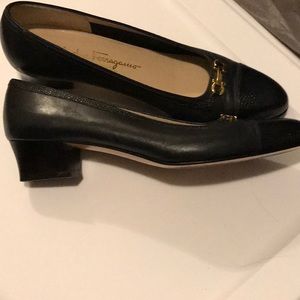 Salvatore Ferragamo Shoes - Women’s black Salvatore Ferragamo pumps Salvatore Ferragamo Shoes - Women’s black Salvatore Ferragamo pumps